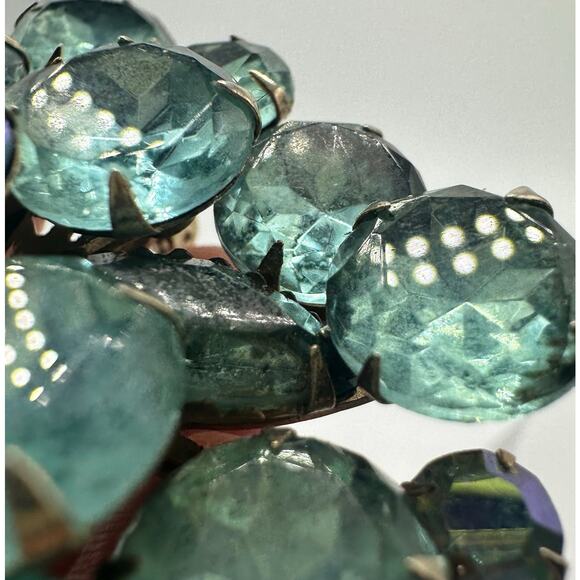 Vintage gold tone aqua blue aurora borealis AB glass rhinestones layered brooch - Picture 5 of 9